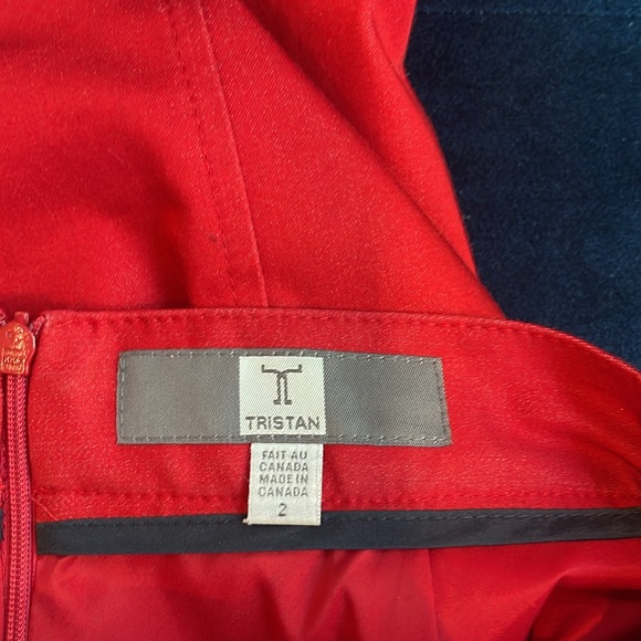 Tristan red pencil skirt. Size 2 - Picture 6 of 7